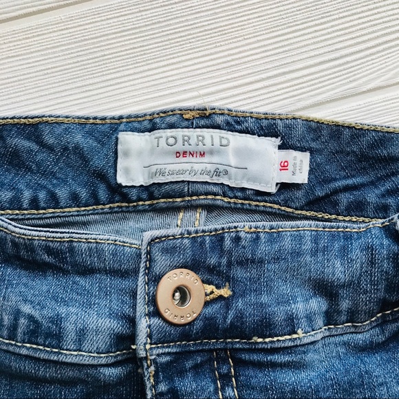 Torrid Jean Shorts - Picture 4 of 6